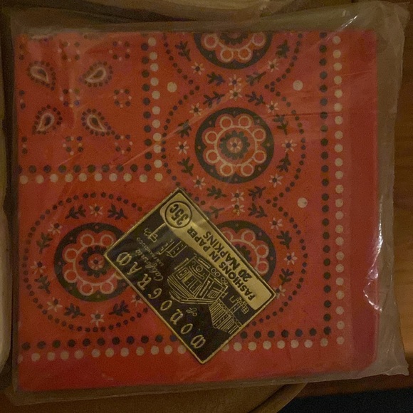 Vintage lot of beverage napkins 6 packages - Picture 4 of 11